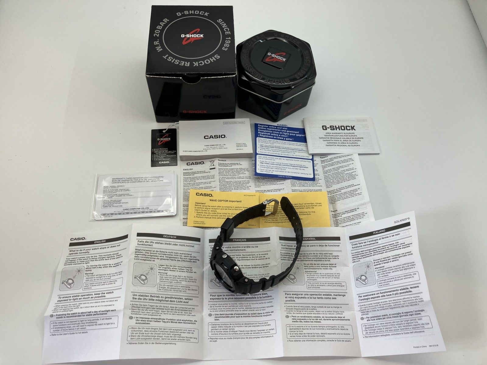 CASIO G-SHOCK AWG-M100B マルチバンド6 タフソーラー 電波ソーラー腕時計 黒 箱 取説 未記入ギャランティ付き