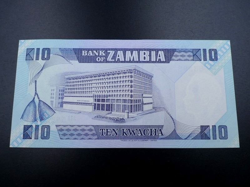 未使用 旧紙幣 アフリカ ザンビア 10ザンビア・クワチャ 国鳥のフィッシュ イーグル ザンビア銀行 建物