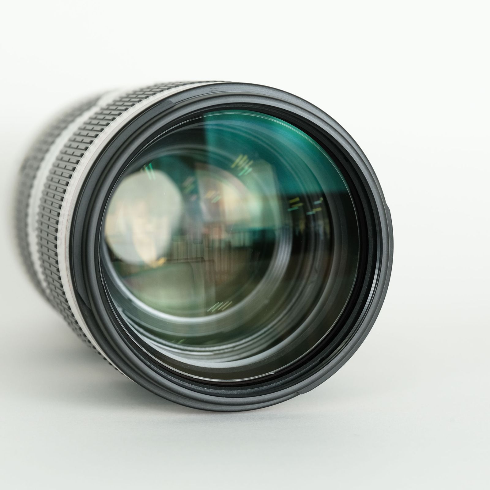 F2.8L