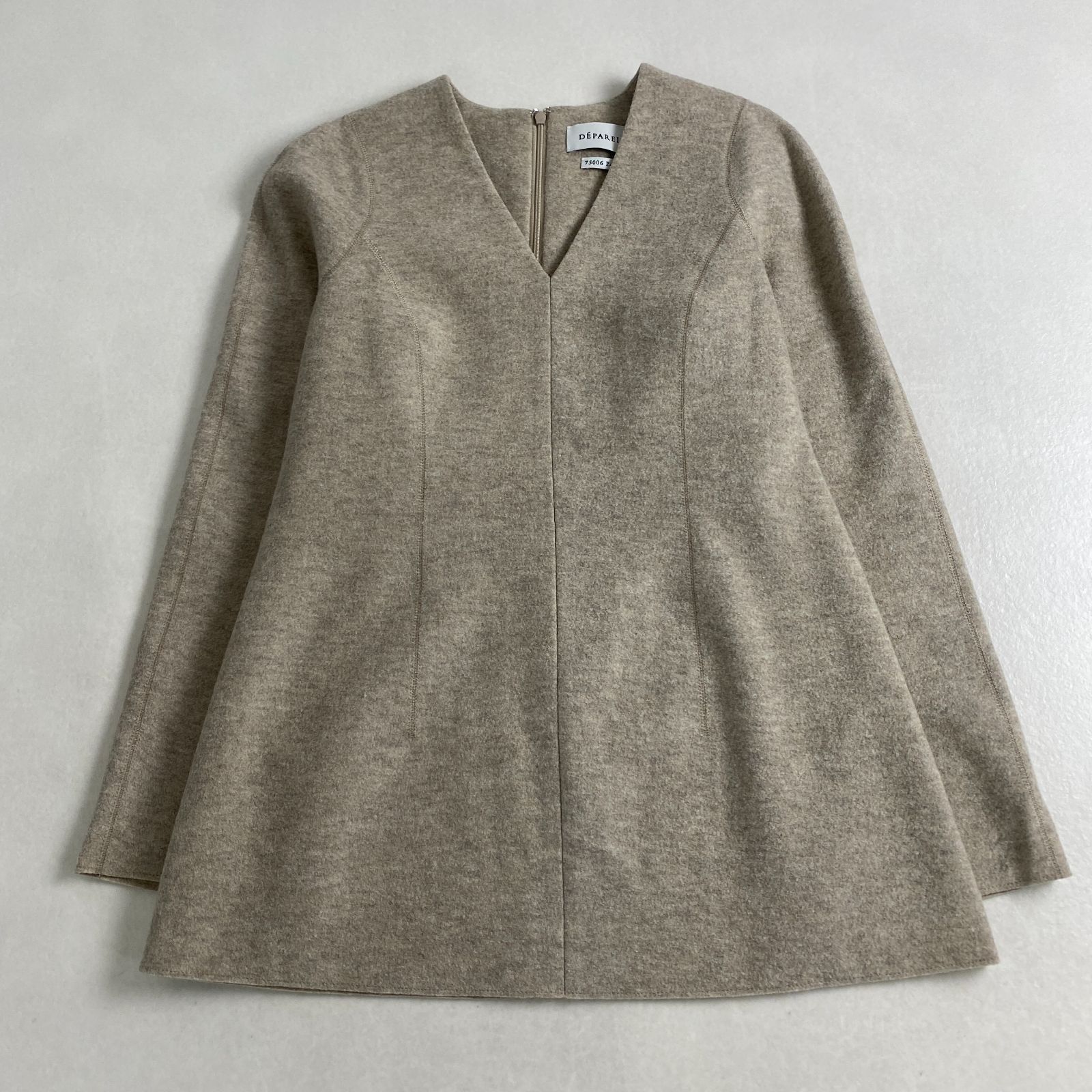 デパリエ セットアップ DEPAREILLE ウール ナイロン Vネック ベージュ系 38 M L相当