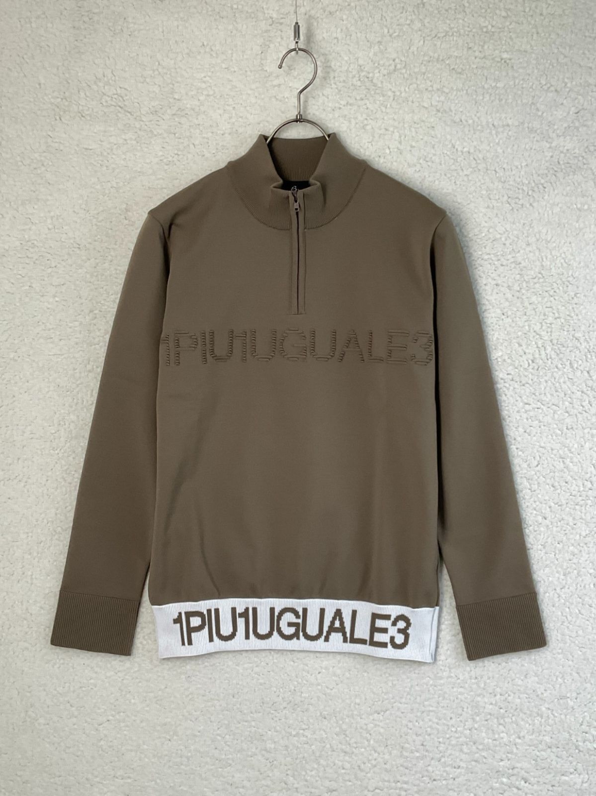 早割航空券 未使用 1PIU1UGUALE3 RIB LOGO KNIT NECK MOCK ベージュ 3 GOLF メンズウェア