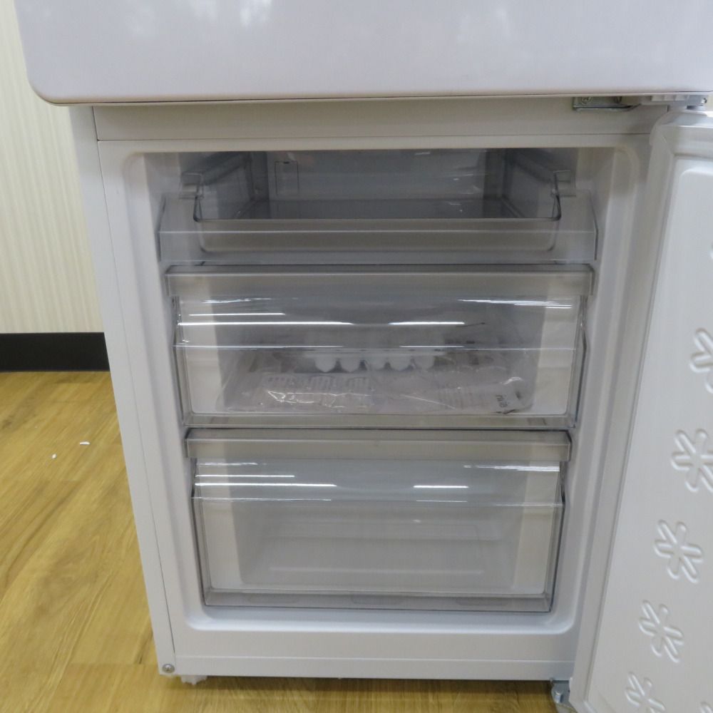 2025年製 東芝 自動製氷機 3ドア冷蔵庫 330L マットホワイトW33SC 45秒