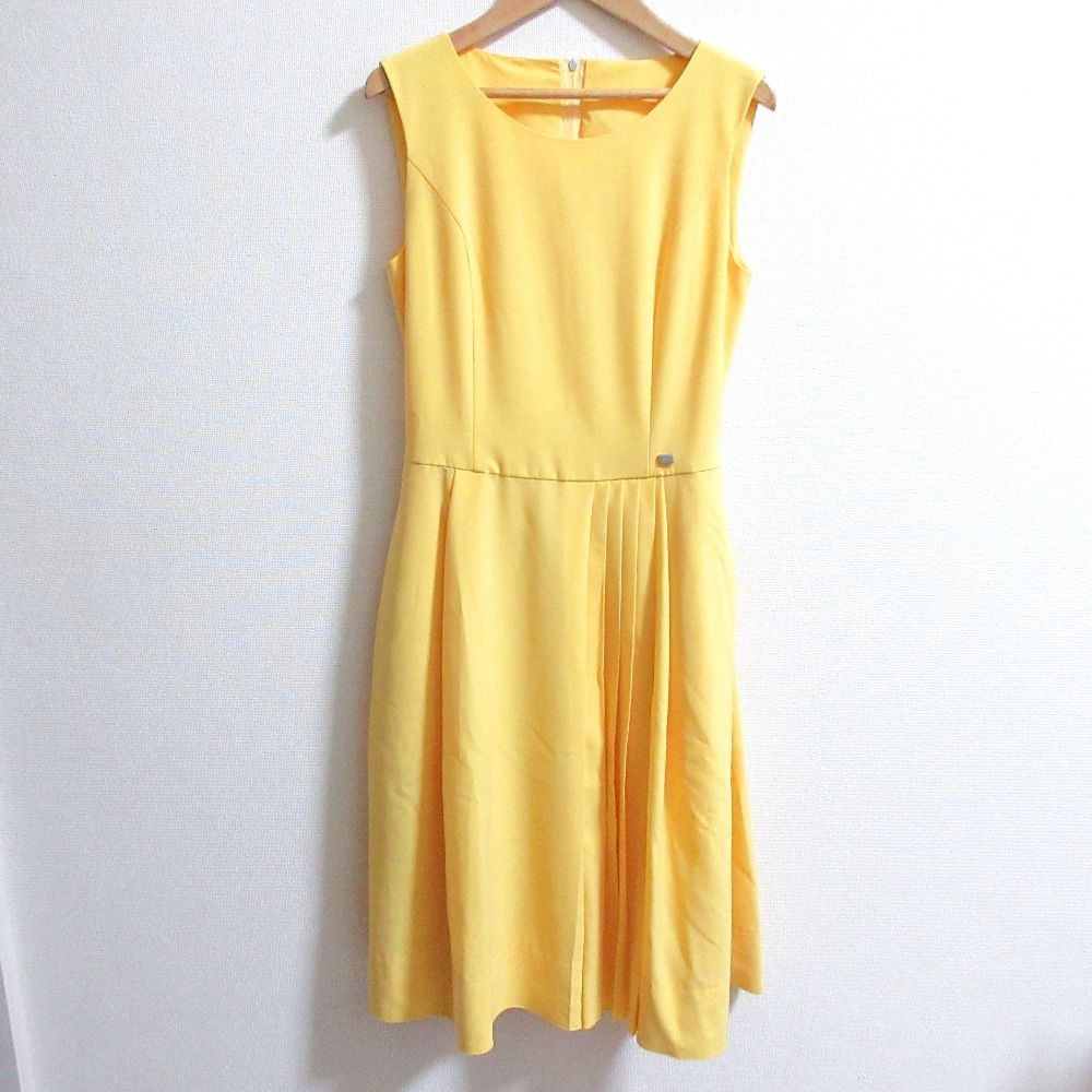 良品 FOXEY NEW YORK フォクシーニューヨーク ノースリーブ ひざ