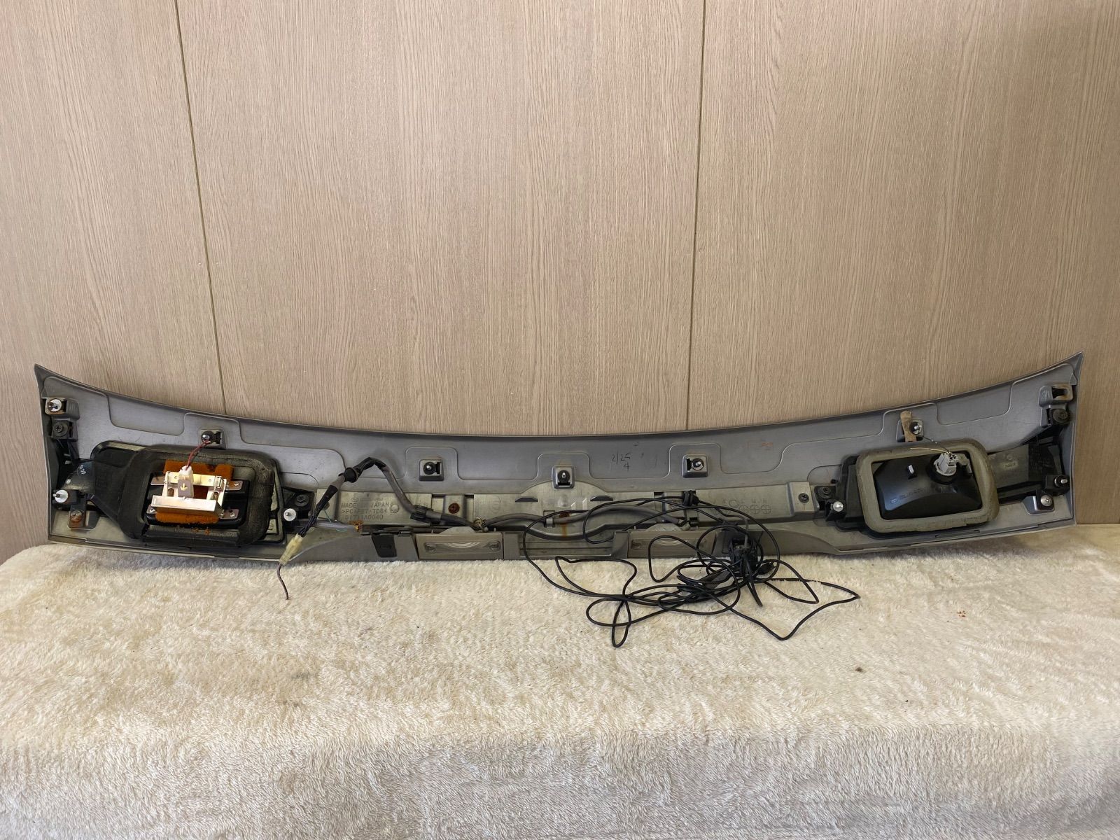 スバル レガシィ BP9 リアガーニッシュ 5334 FFCRYSTALESIA_COM