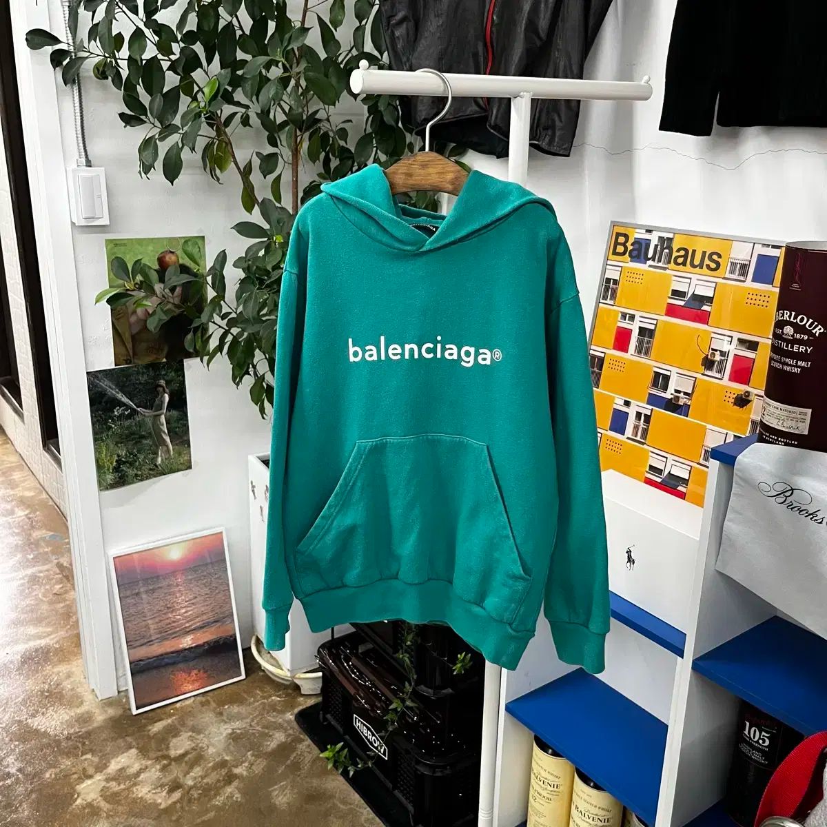 BALENCIAGA バレンシアガ キッズ フード 8y