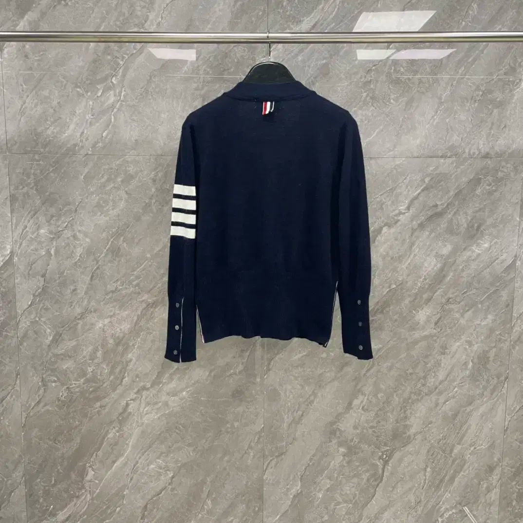 楽天市場】トムブラウン Thom Browne カーディガン MKC489A