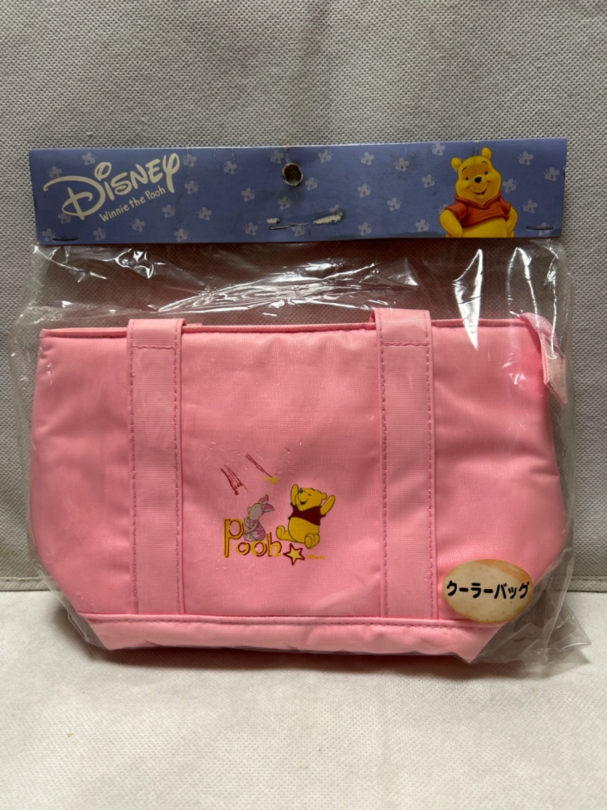 ディズニー　　クーラーバッグ　　　　　　　　W innie   the    ｐooh