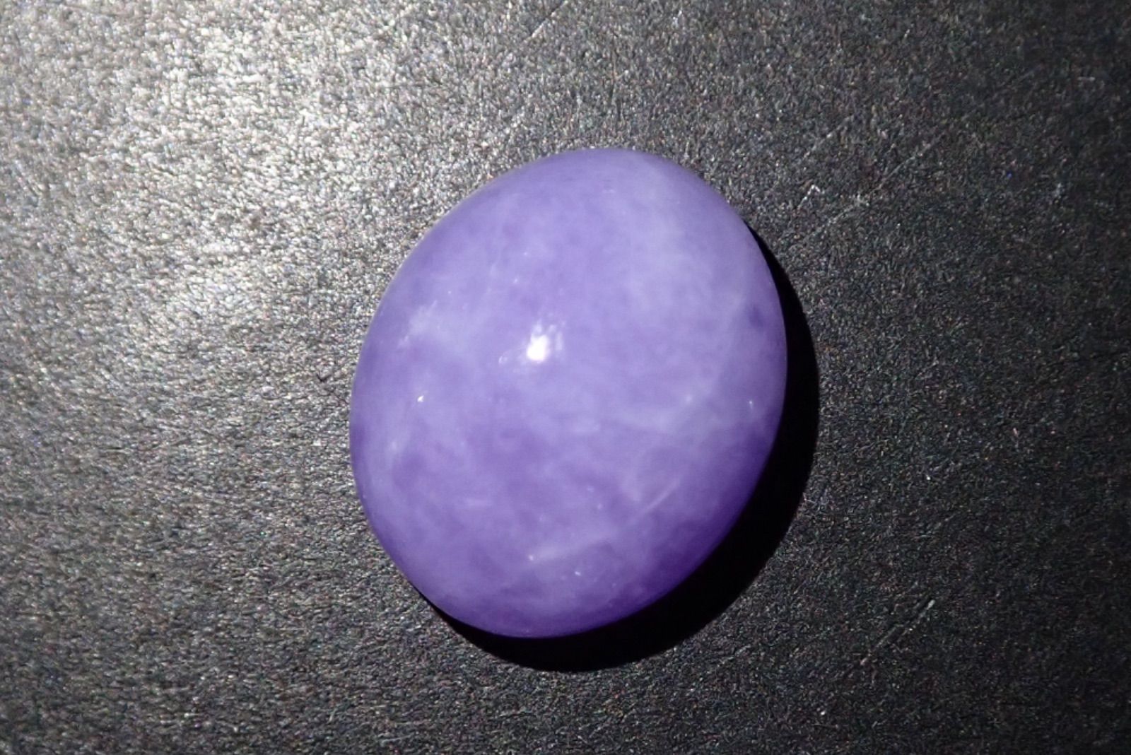 天然ラベンダーひすい ルース 8.757ct 約12mm×14mm ソーティング付き 