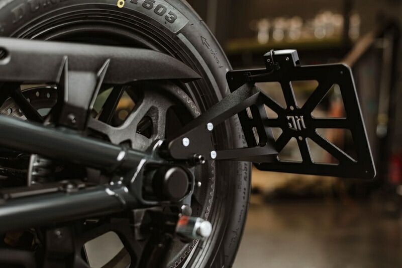 PREMIUM ライセンスプレートブラケット 2021年以降RH1250S