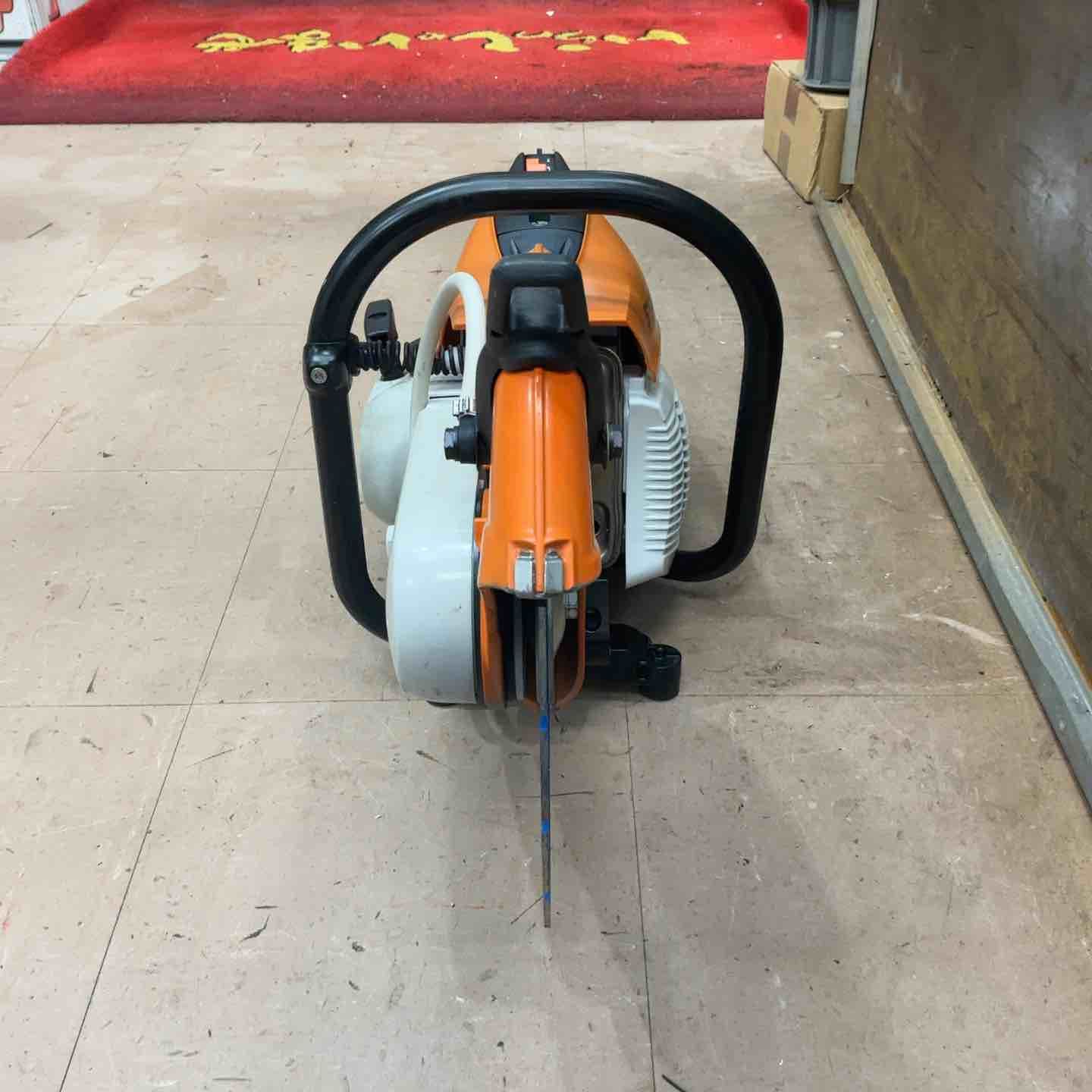 STIHL エンジンカッター ST400 STIHL エンジンカッター ST400 STIHL(スチール) TS400 エンジン