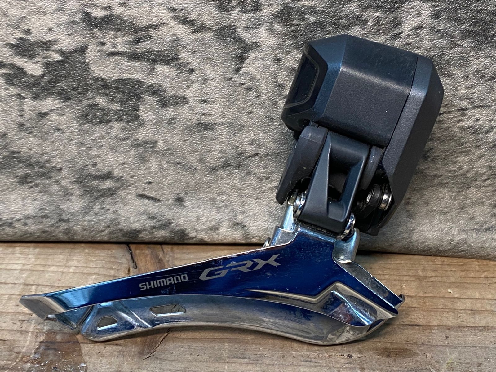IR738 シマノ SHIMANO GRX FD-RX815 フロントディレイラー Di2 電動