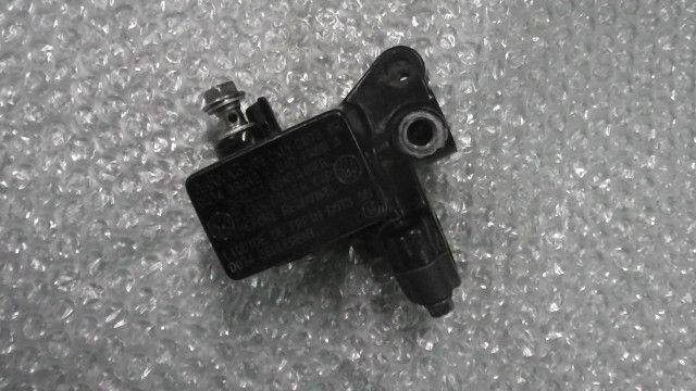 ヴェルシスX250 LE250D の マスターシリンダー:#1702001686