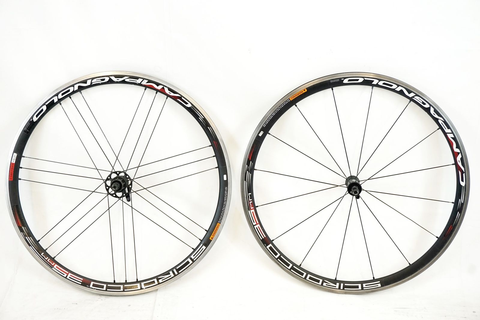 カンパニョーロ　シロッコ　c15 campagnolo】リミテッドエディションのシロッコ35はC15リム