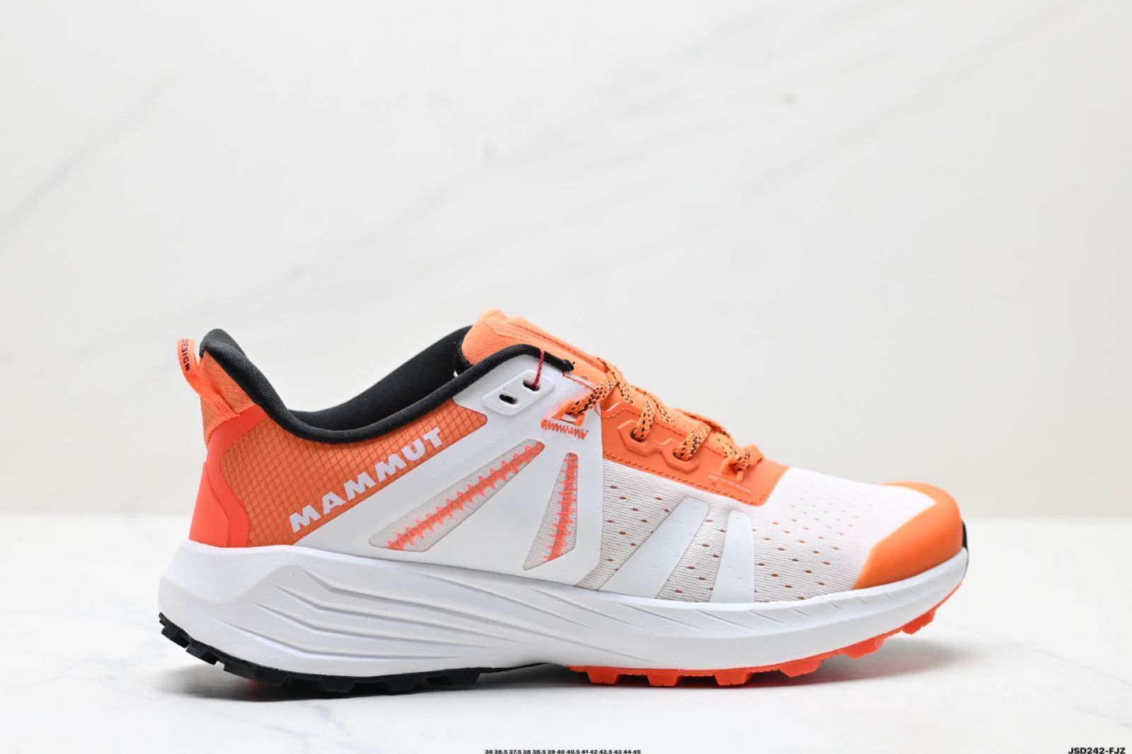 マムート MAMMUT アウトドア機能トレーニング用登山靴（とざんぐつ）。-MM輸入