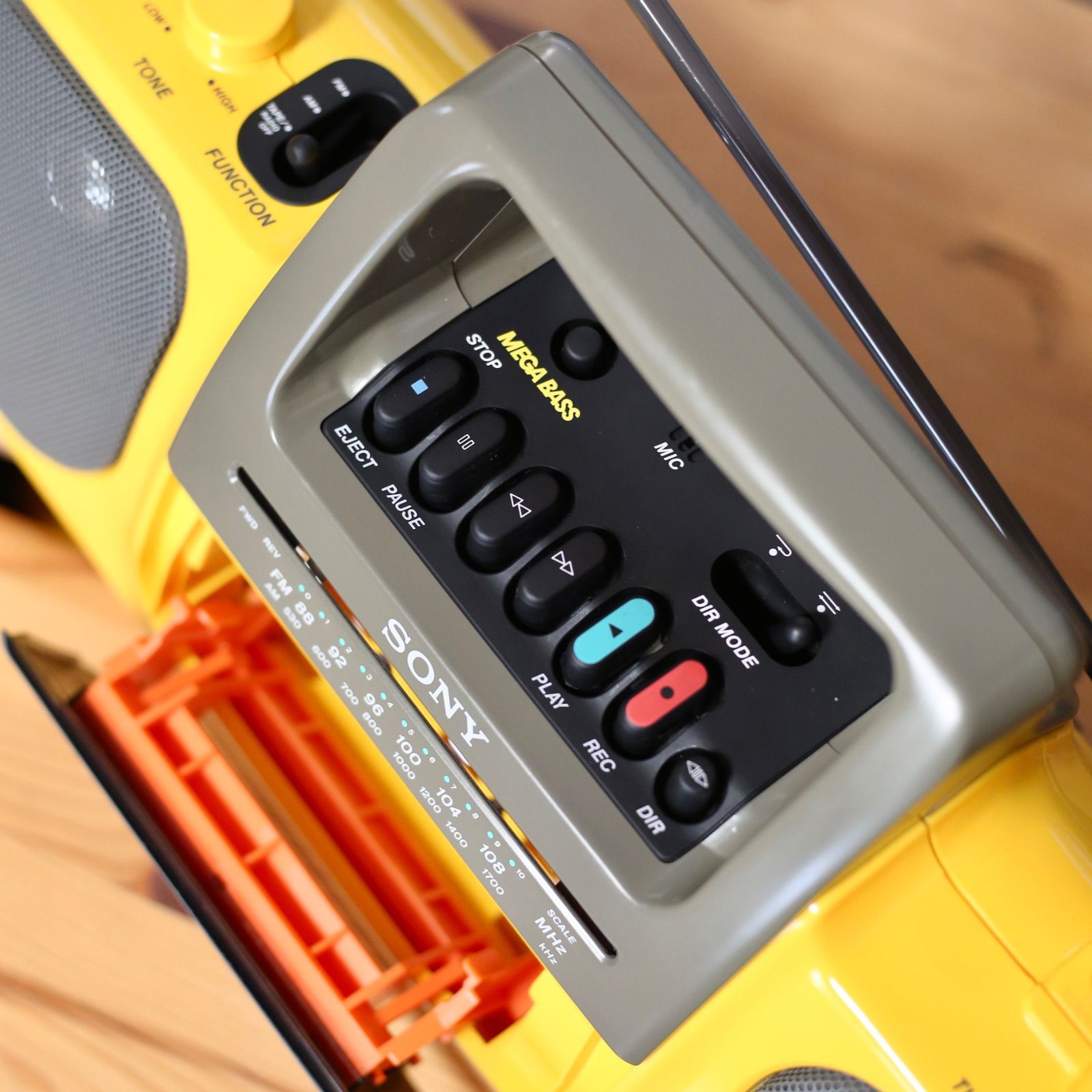 [美品メンテ品]Sony Sports CFS-905ラジカセ スタビリティ SONY SPORTS CFS-905 [メンテ品可動] – SAMUEL STORE