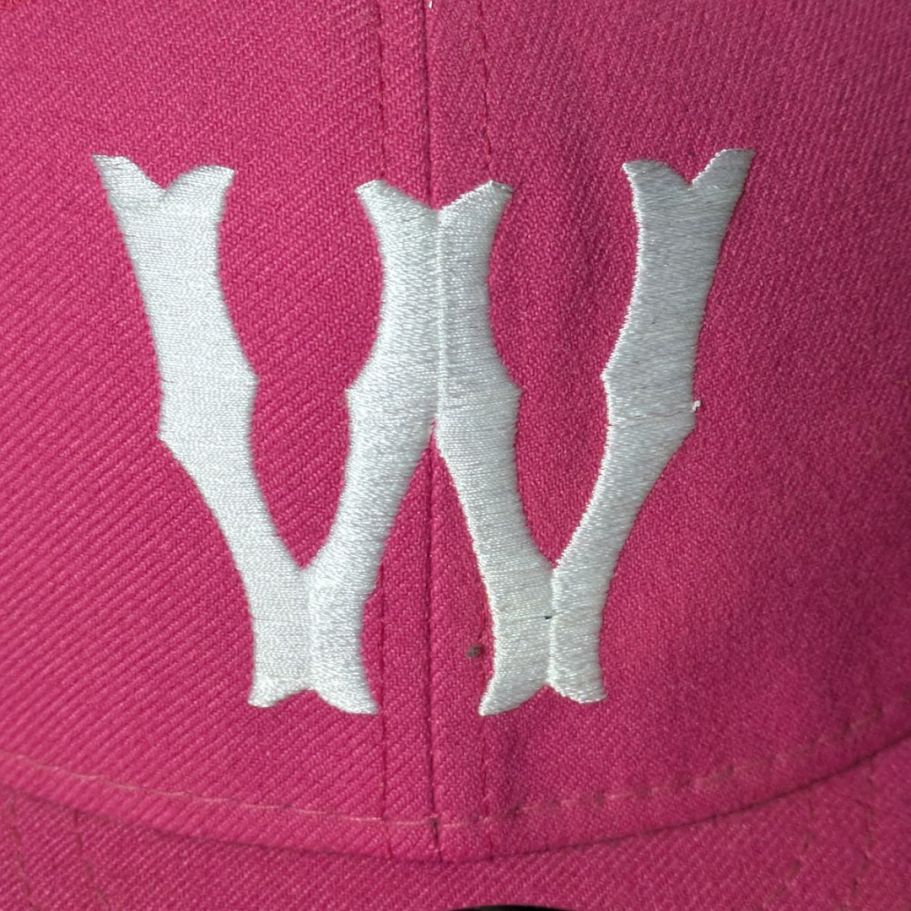 K-3 ニューエラ WINFIELD ピンク usa製 ヴィンテージ 激レア NEW ERA × Winfield USA製 ピンク キャップ - メルカリ