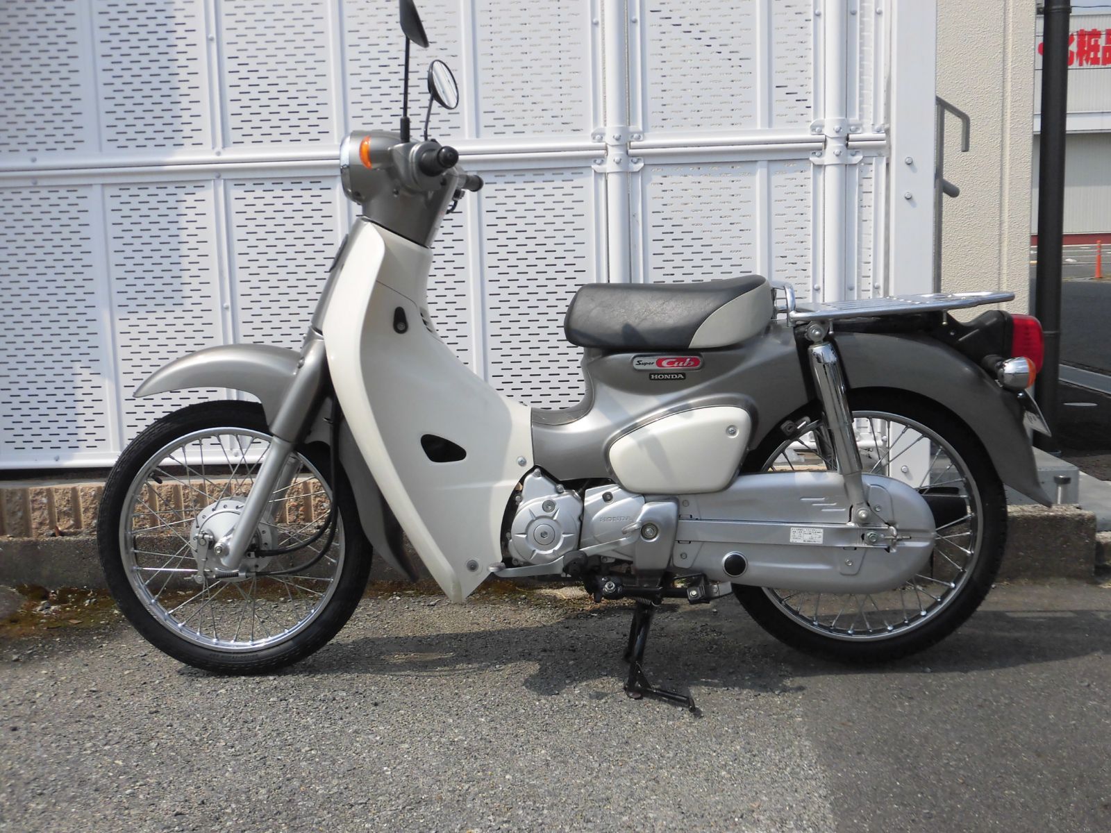 【新車ワンオーナー】ホンダ・スーパーカブ50・AA09（2018年式・C50JJ）・前後タイヤ新品・自賠責R11/10まであり 新車ワンオーナー】ホンダ・スーパーカブ50（2018年式AA09モデル