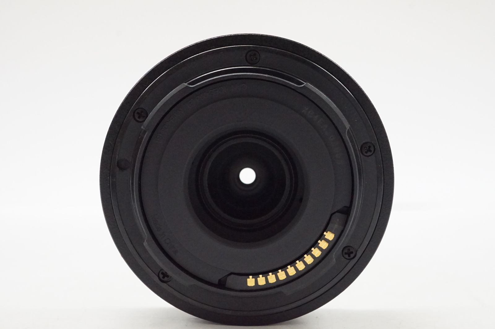 lumix 26mm f8 単焦点レンズ パナソニック、31,900円でMF仕様のパン
