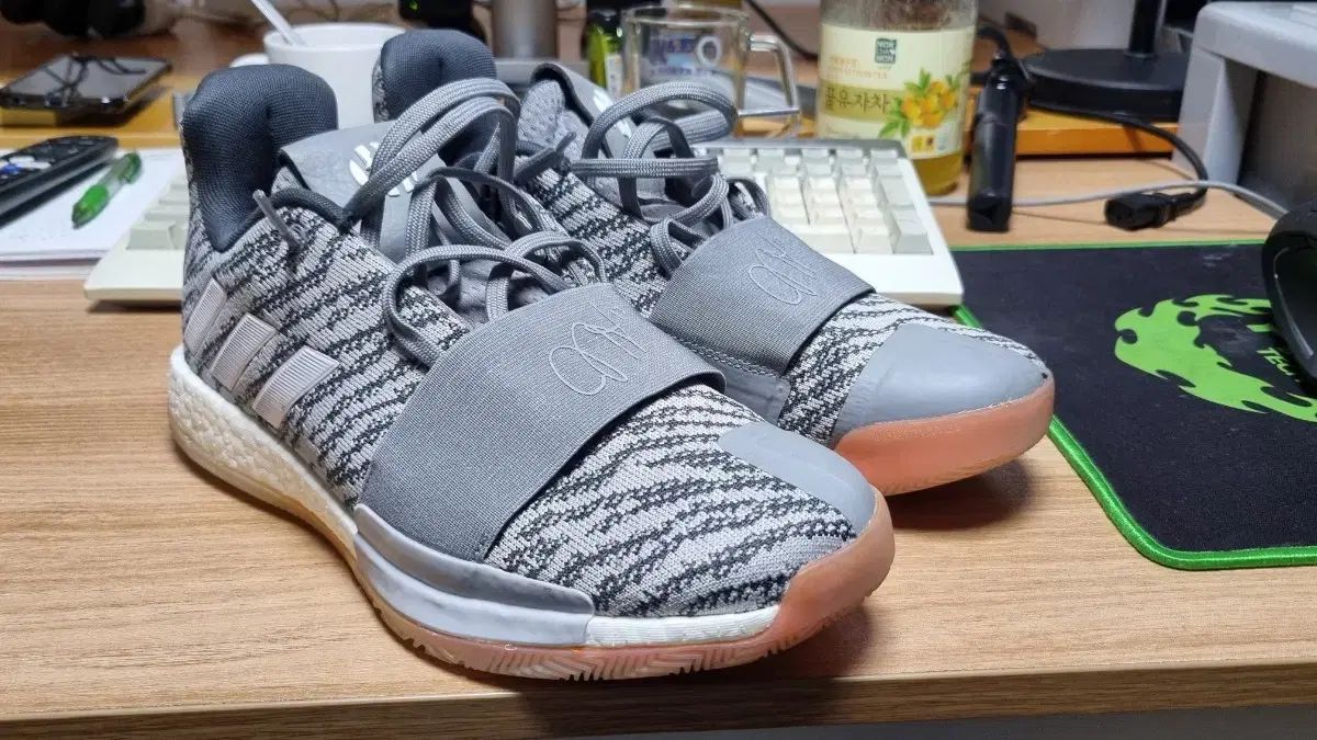 adidas(アディダス) Harden Vol 1 【公式通販】