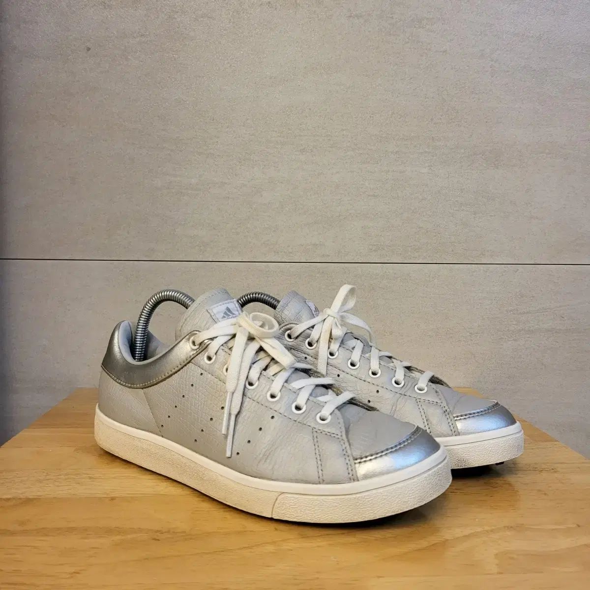 （ 250 ） adidas(アディダス) レディース ゴルフシューズ スパイクレス