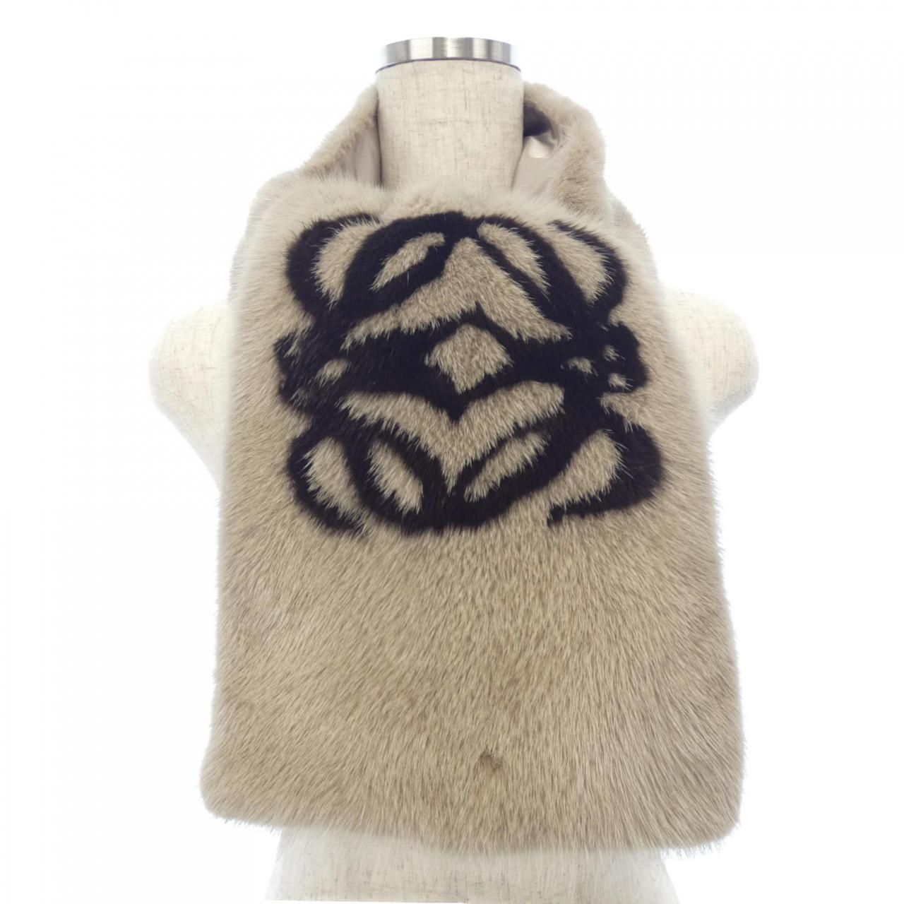 ロエベ LOEWE ケガワマフラー