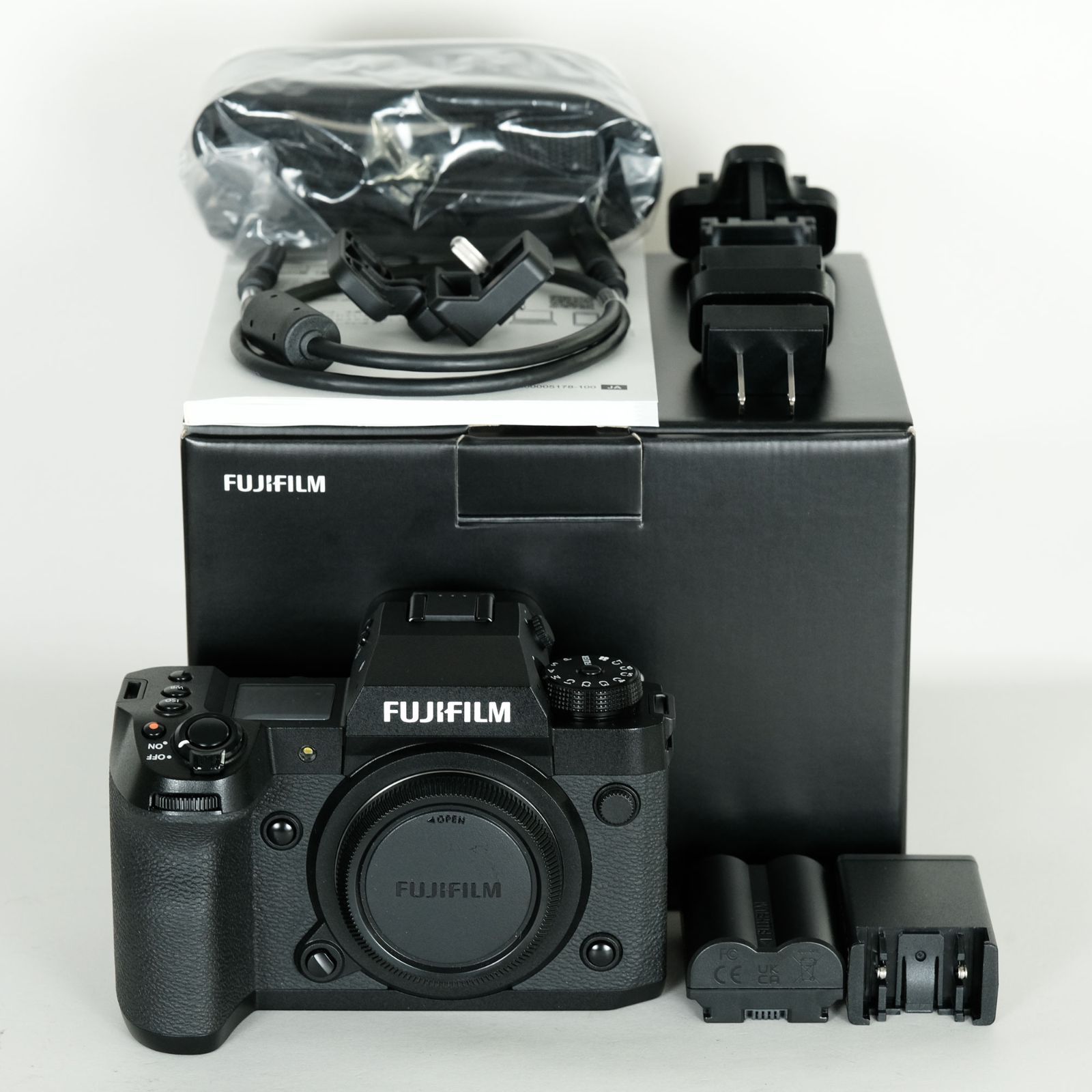 富士フイルム - 【延長保証付】FUJIFILM X-T4 ボディ シャッター数10367 延長保証付】FUJIFILM X-T4 ボディ シャッター数10367