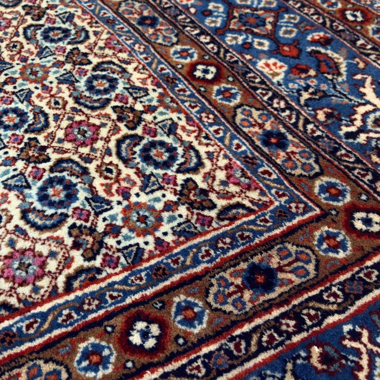 ペルシャ絨毯 201×125cm