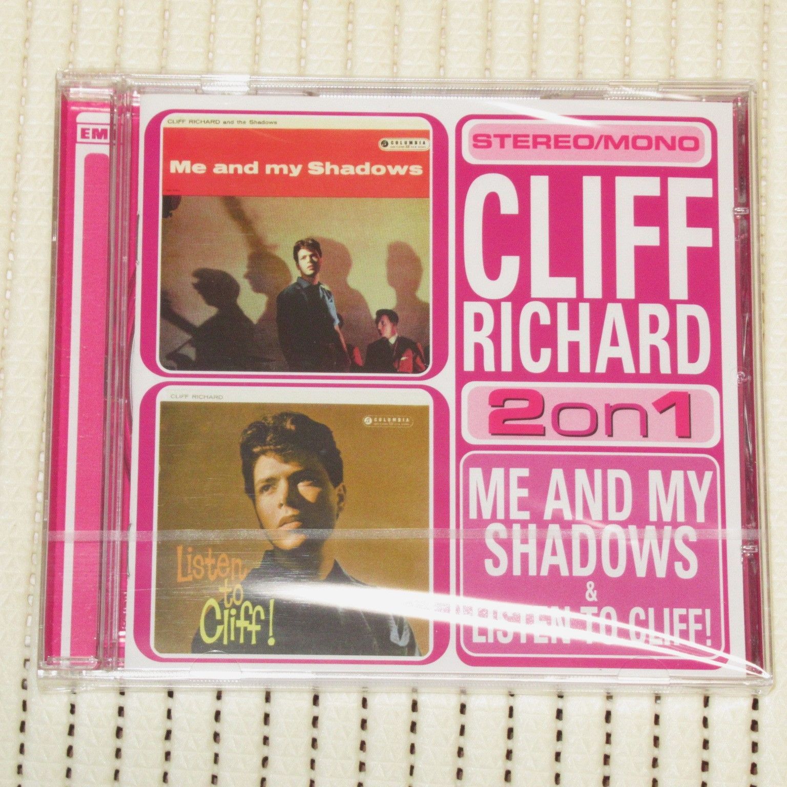 Cliff Richard - From a Distance DVD The Event / Filmed live at Wembley  Stadium, June 1989 / EMI Records EDV 140 - Bible in My Language DVD CLIFF RICHARD 日本盤