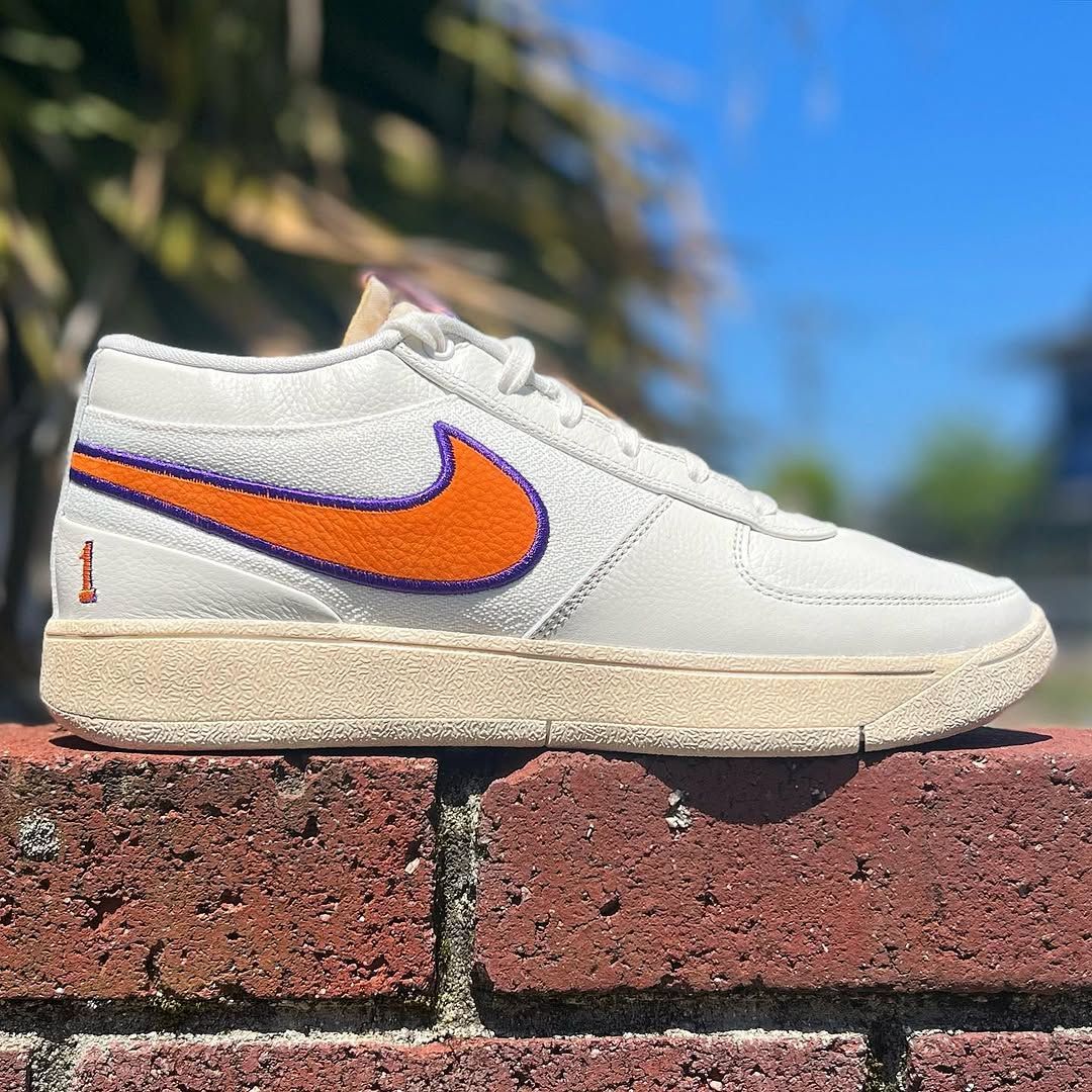 orange-court