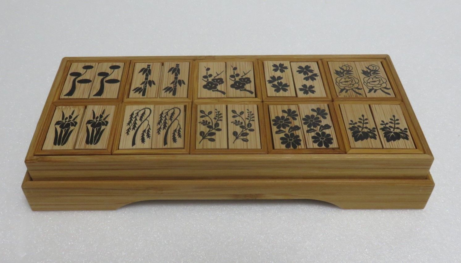 Ｓ１５６　十種香札　『白竹』『七事式』　紙箱　茶道具 楽天市場】【茶器/茶道具 七事式用品】 上 十種香札 白竹 竹憲作