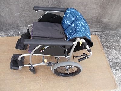 日進介助式車椅子ウルトラ