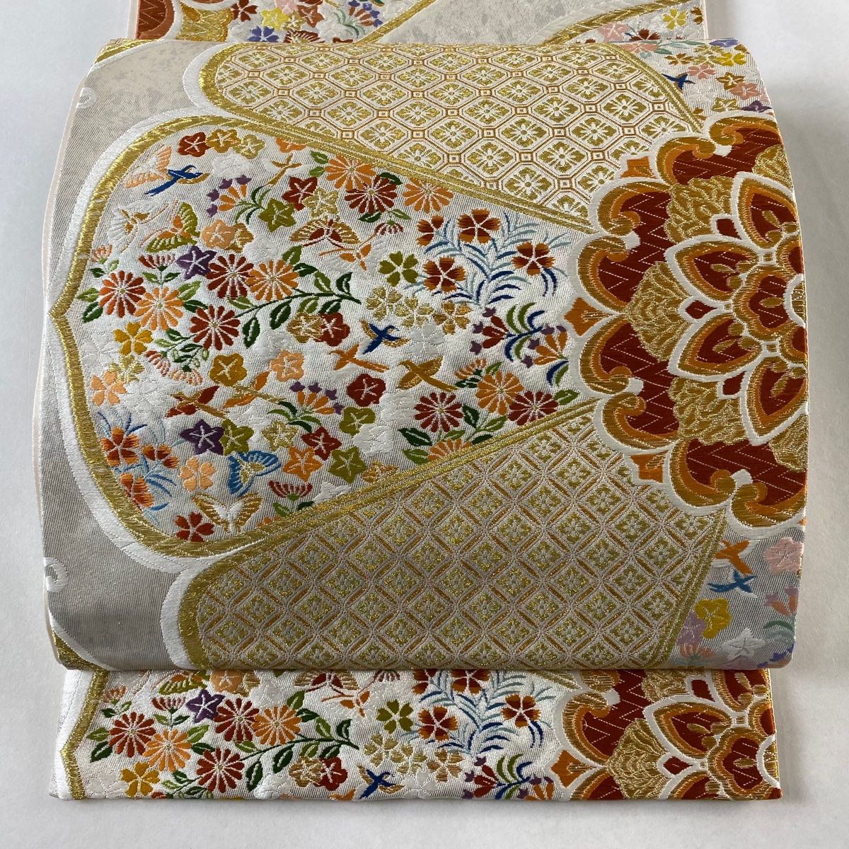 袋帯 美品 秀品 花鳥 蝶 唐織 箔 灰色 六通 正絹 【中古