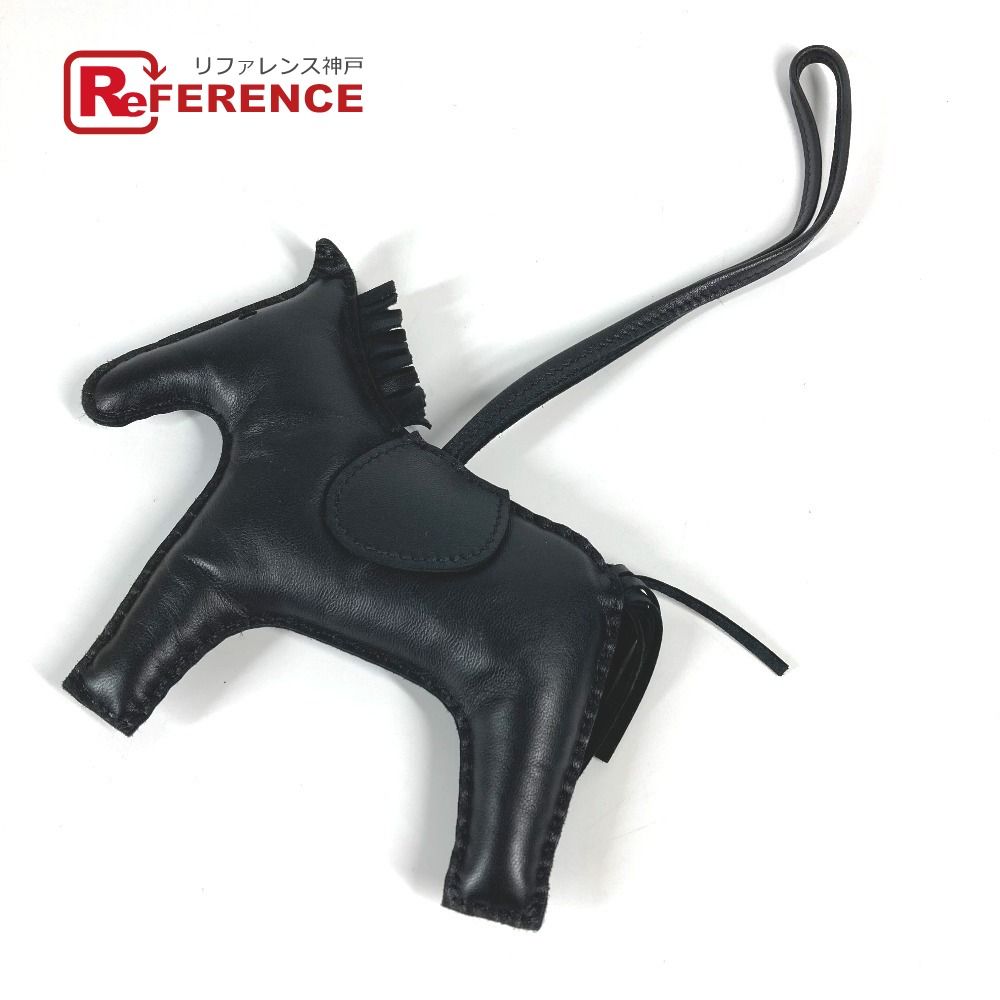 【最新作】【新品未使用】ロベオ・ロックPM シルバースタッズ　ロベオクール 最新作】【新品未使用】ロベオ・ロックPM シルバースタッズ