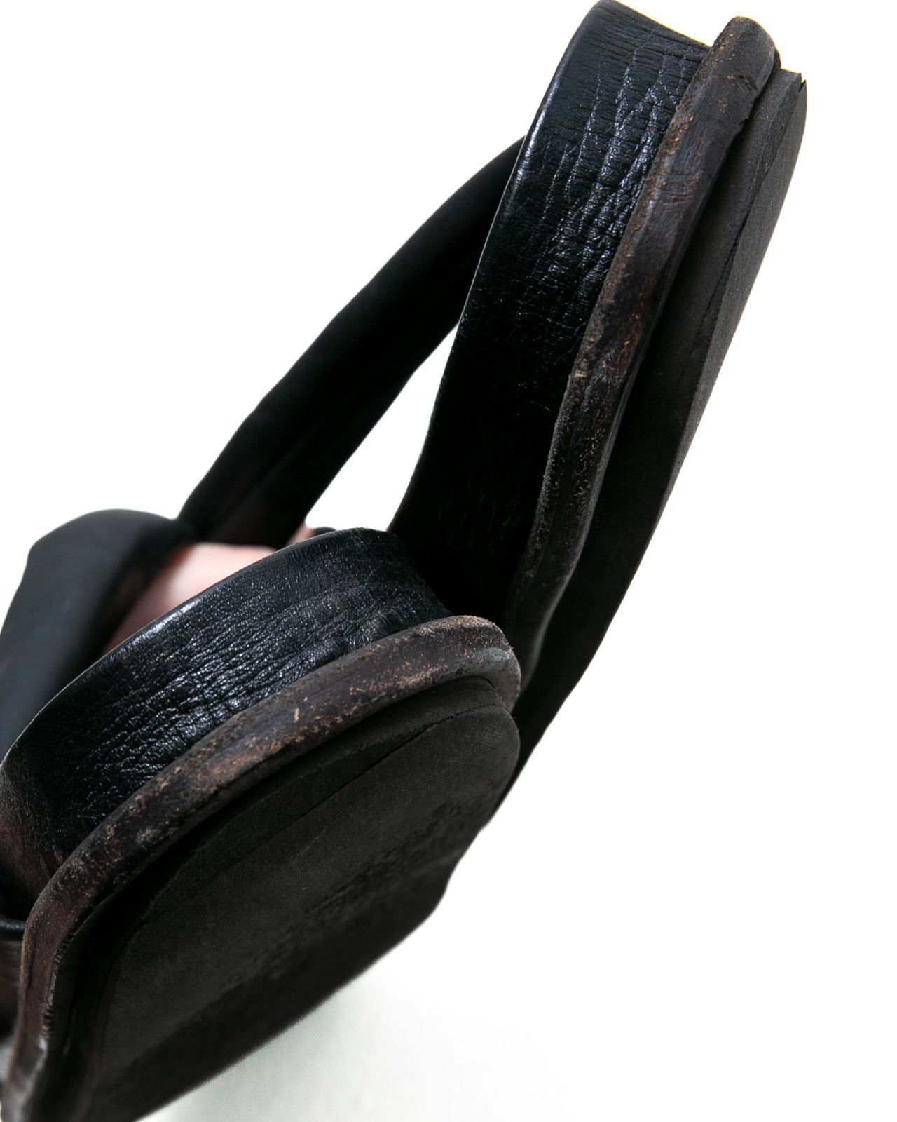 レザータングルドストラップサンダル FOOT