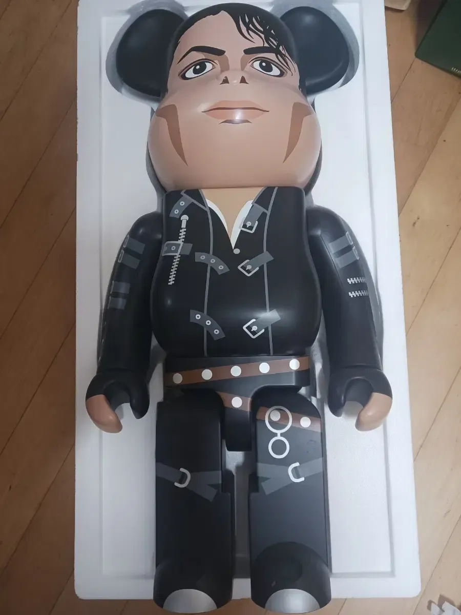 2025年最新】マイケルジャクソン ベアブリックの人気アイテム - メルカリ