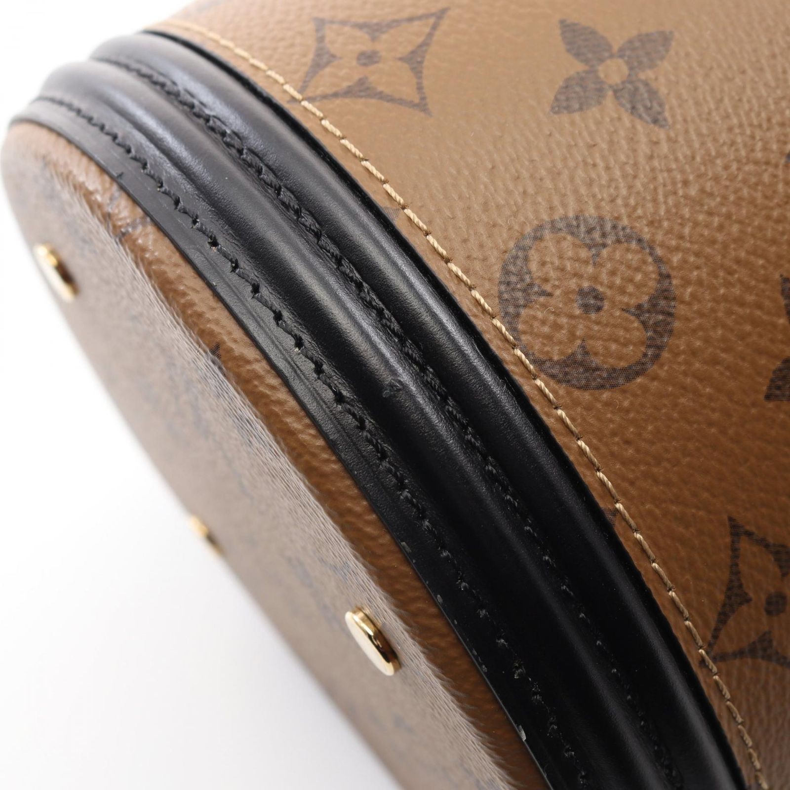 VUITTON