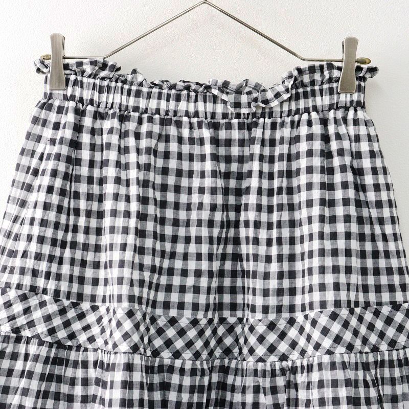 シャーリングギンガムティアードスカート
