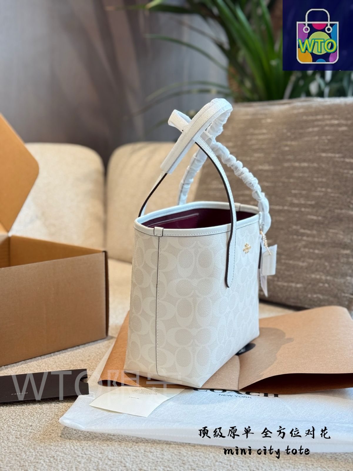 今日特価】Coach City Mini Tote - コーチ シティ ミニ トート