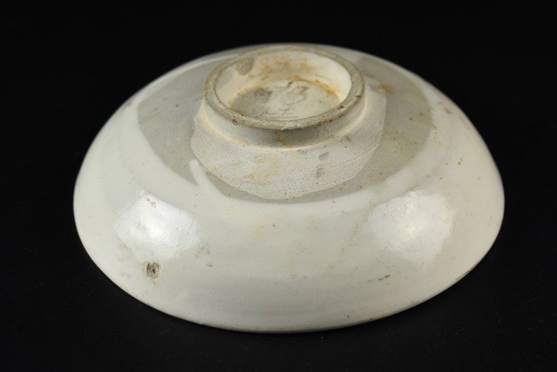 蔵A4653】中国古美術 磁州窯 白磁平碗 宋～元時代 - メルカリ