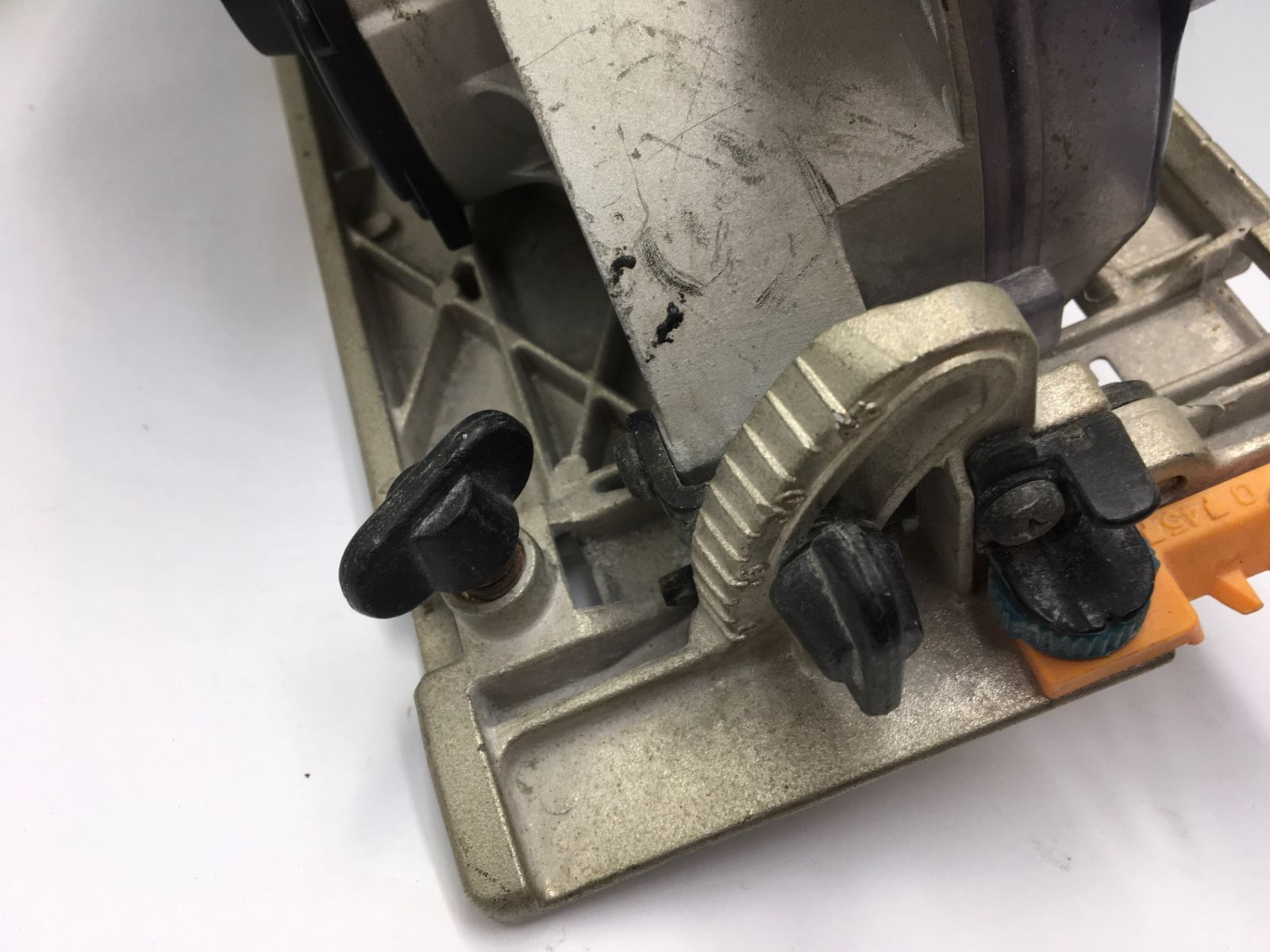 品 Makita マキタ 14.4v125mm 充電式防じんマルノコ KS521DZ IT9VHRKLQOI8 エコツール知立店 M02 HRDEVELOPMENT_JP