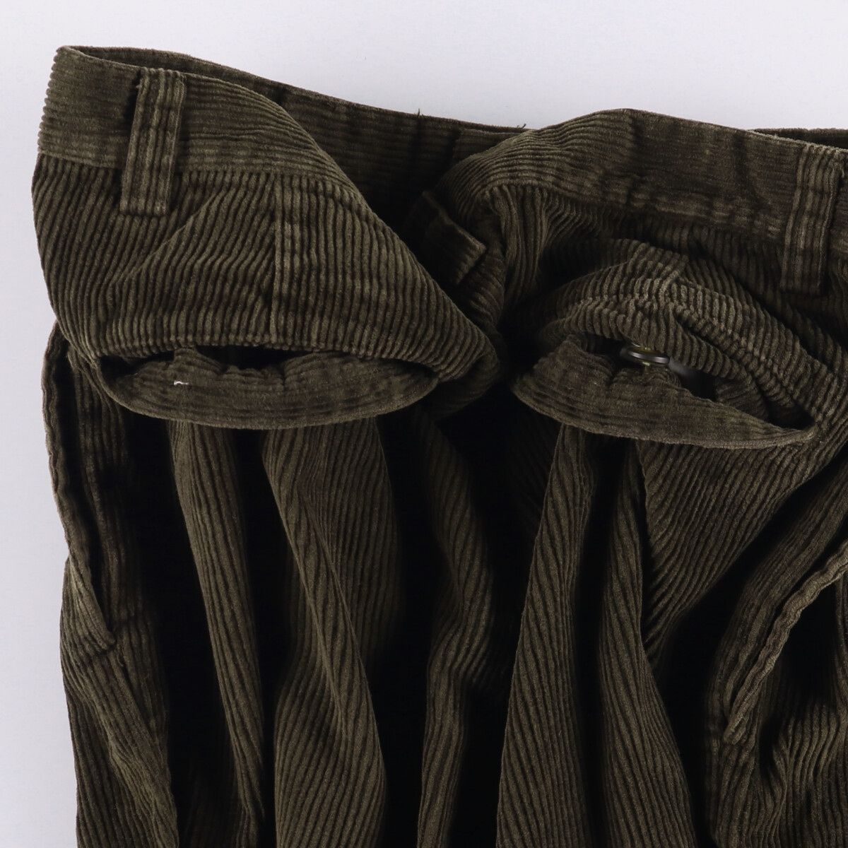 コーデュロイパンツ