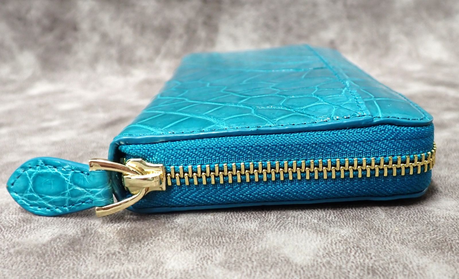 クロコダイル ターコイズブルー ラウンドファスナー長財布 新品 高品質