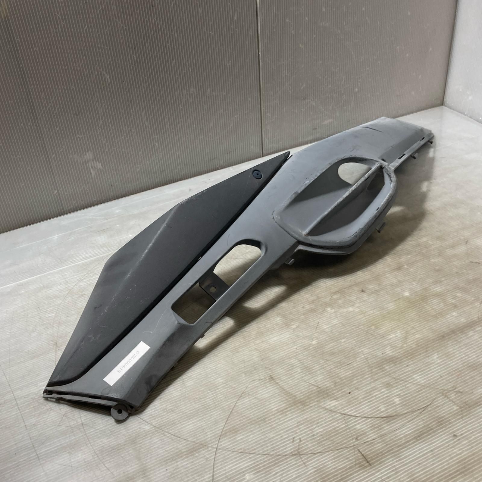 ヴェクスター125 CF42A SUZUKI スズキ サイドモール右 VECSTAR サイド 