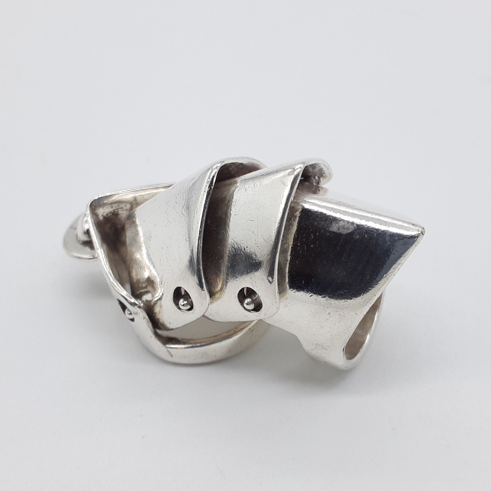 ヴィヴィアンウエストウッド リボン リング SV925 Vivienne Westwood ヴィヴィアンウエストウッド リング SILVER 925