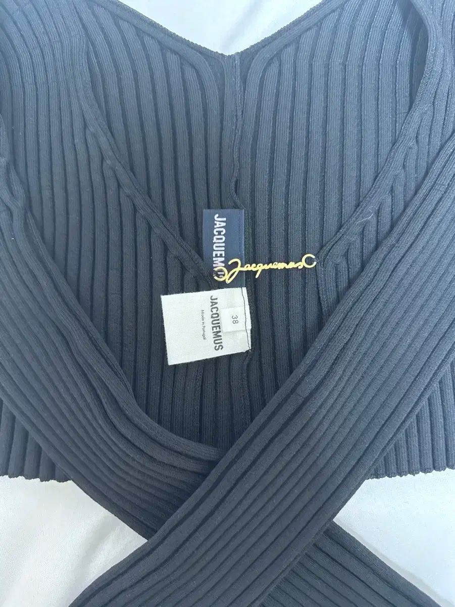 JACQUEMUS(ジャックムス) プラルー クロップド カーディガン