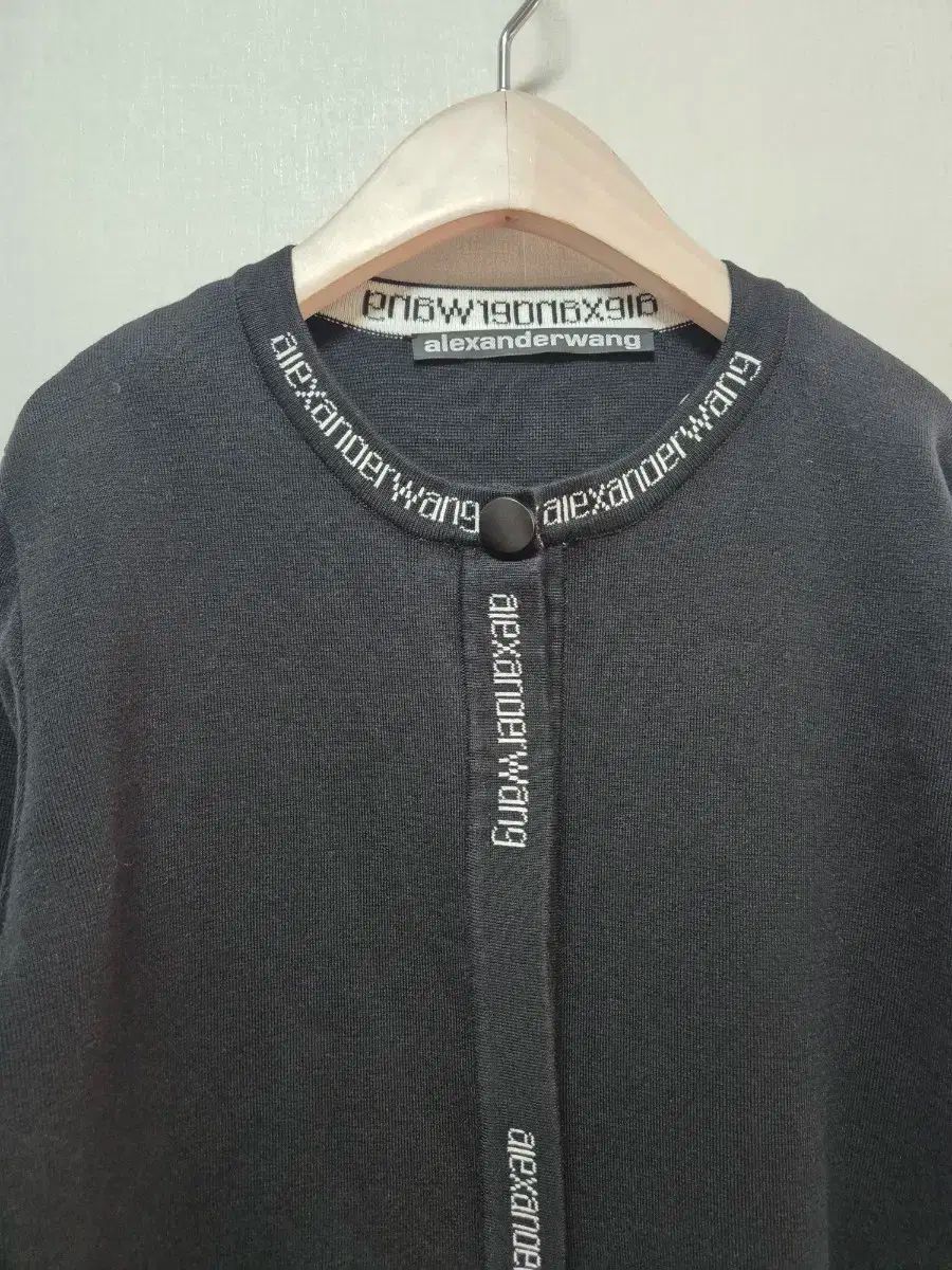 alexander wang クロップドカーディガン Alexander Wang クロップド カーディガン | ピンク | FARFETCH JP