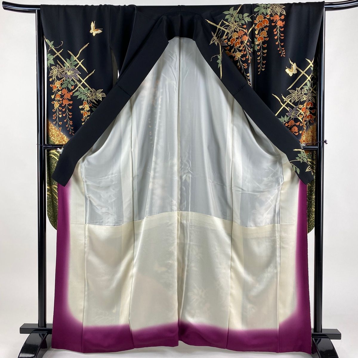 振袖 身丈165.5cm 裄丈66.5cm M 袷 藤 蝶 金糸 金彩 黒 正絹