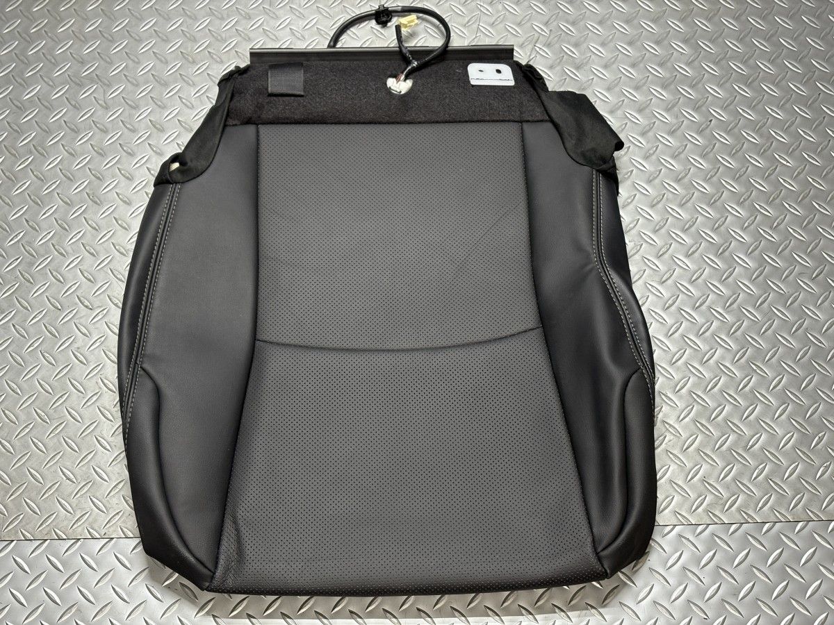 新車外し 150系 ランドクルーザー プラド セパレートタイプ フロントシートクッション カバーRH 黒 品番71071-60N83-C02 23030210