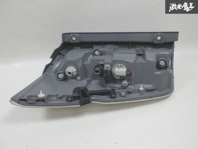 HONDA ホンダ 純正 RK5 RK6 ステップワゴン 後期 右 右側 運転席 LED