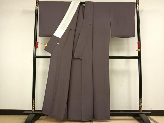 平和屋着物▽上質な色無地　単衣　葡萄鼠色　正絹　逸品　AAAW1583fy 平和屋着物▽上質な色無地 単衣 葡萄鼠色 正絹 逸品 AAAW1583fy - メルカリ